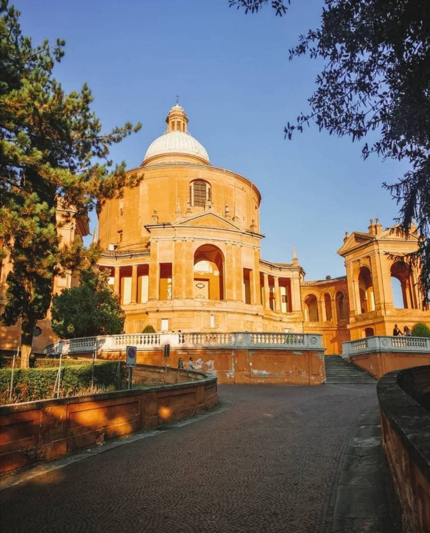 Lugar Madonna di San Luca