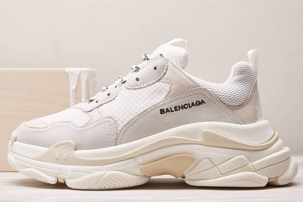 Fashion Balenciagas Triple S