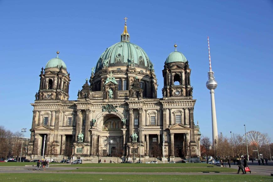 Lugar Catedral de Berlín