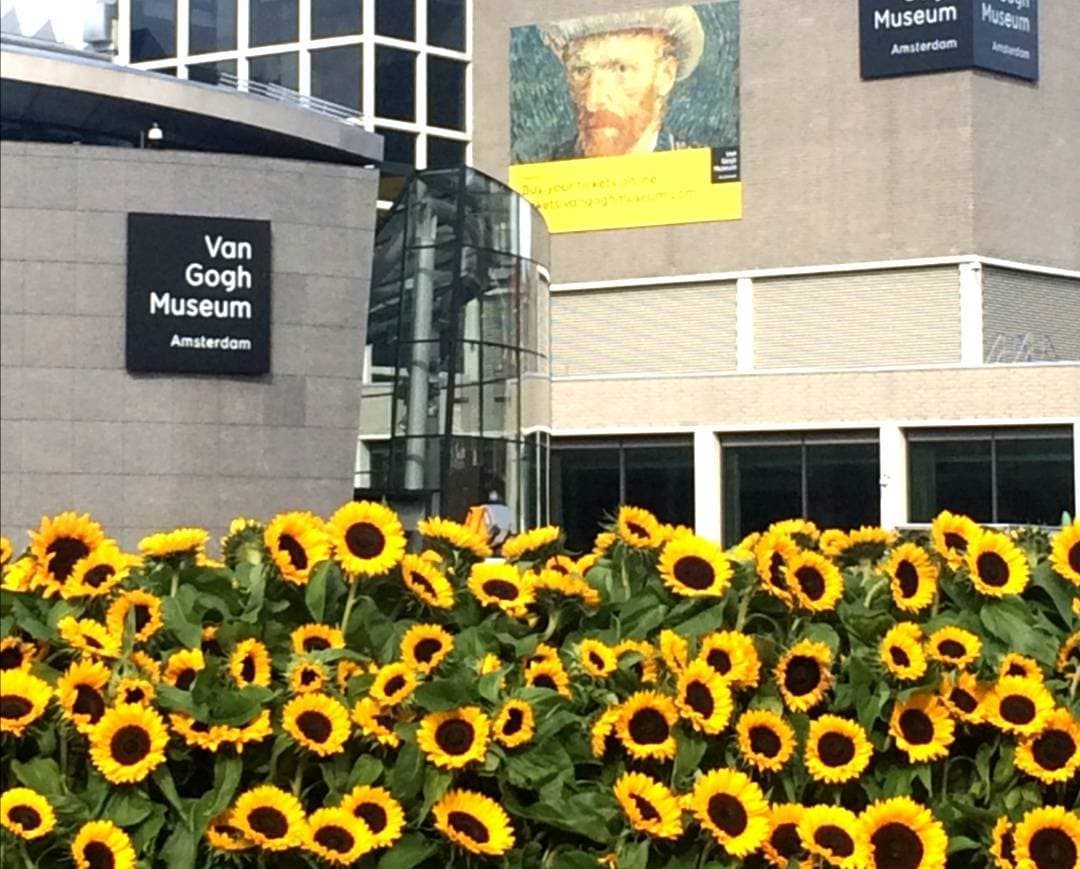 Place Van Gogh Museum