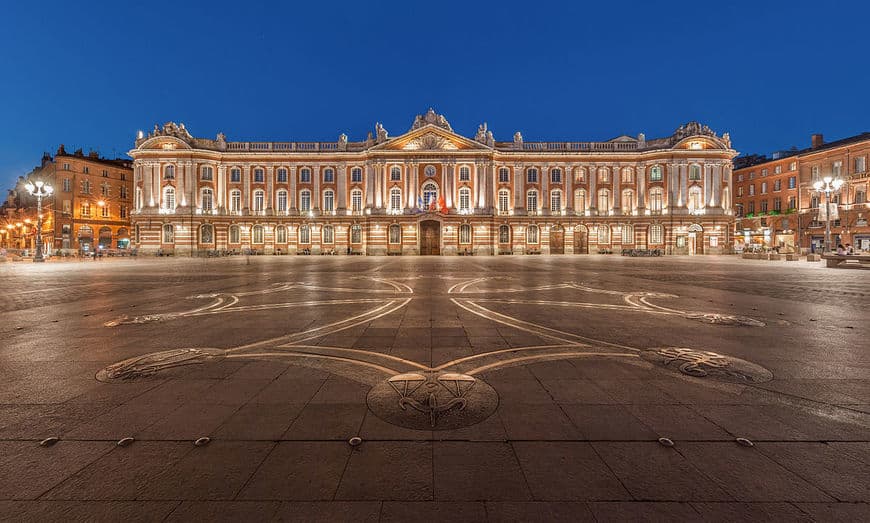 Lugar Place du Capitole