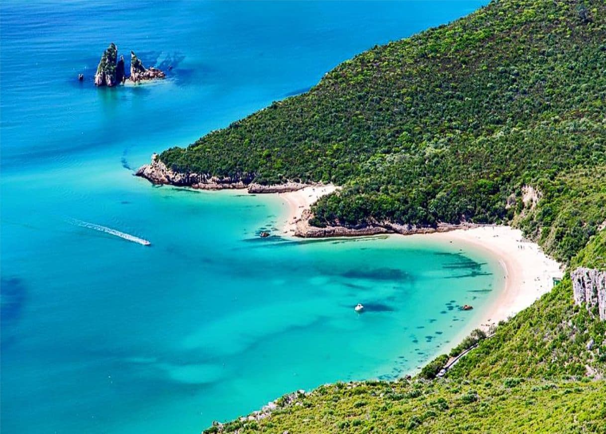 Place Praia do Portinho da Arrábida