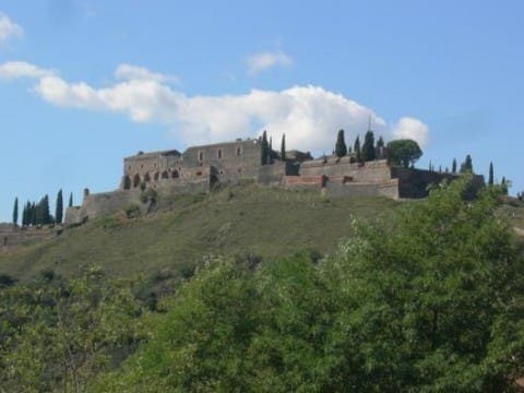 Lugar Castillo de Hostalrich