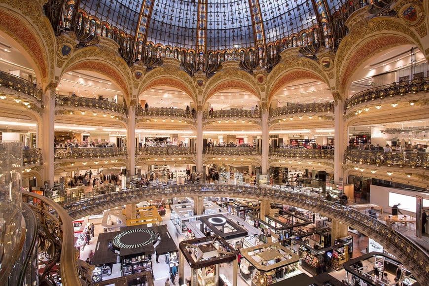 Place Galeries Lafayette Haussmann