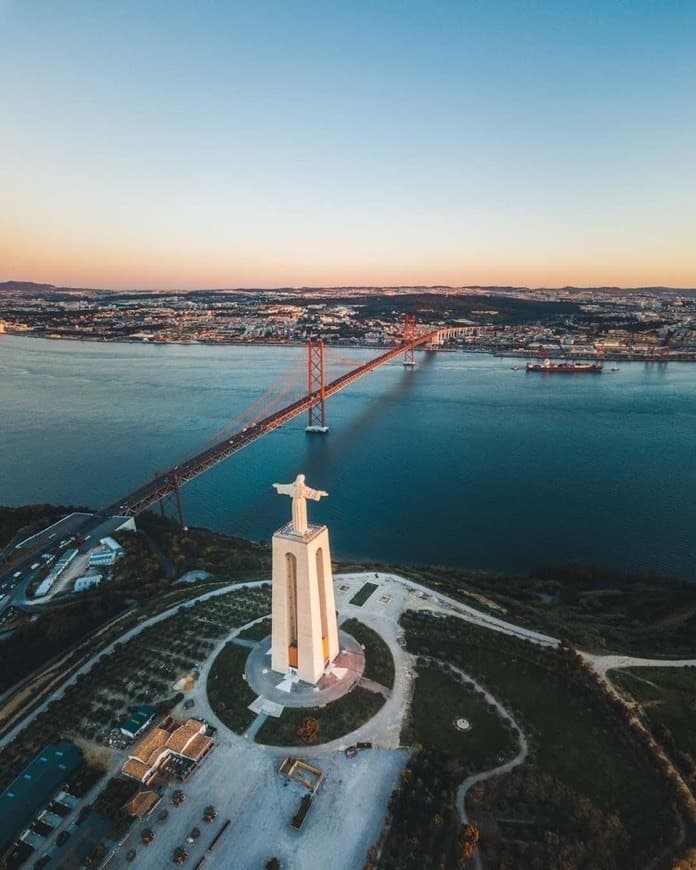 Lugar Cristo Rei