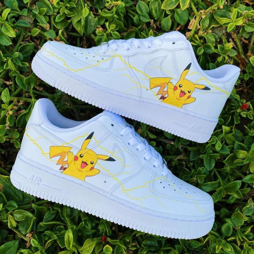 Product Nike Air Force 1 pikachu