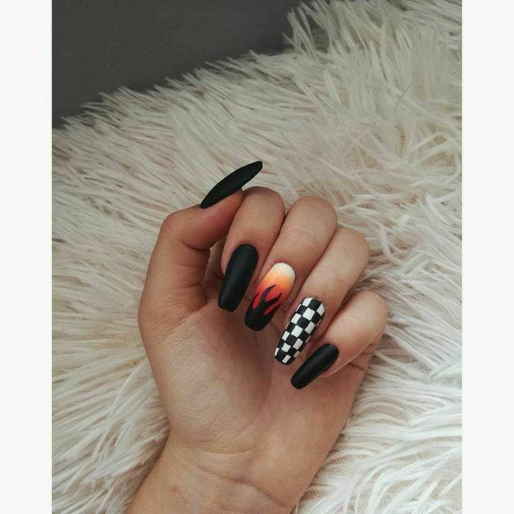 Moda Unhas com 🔥