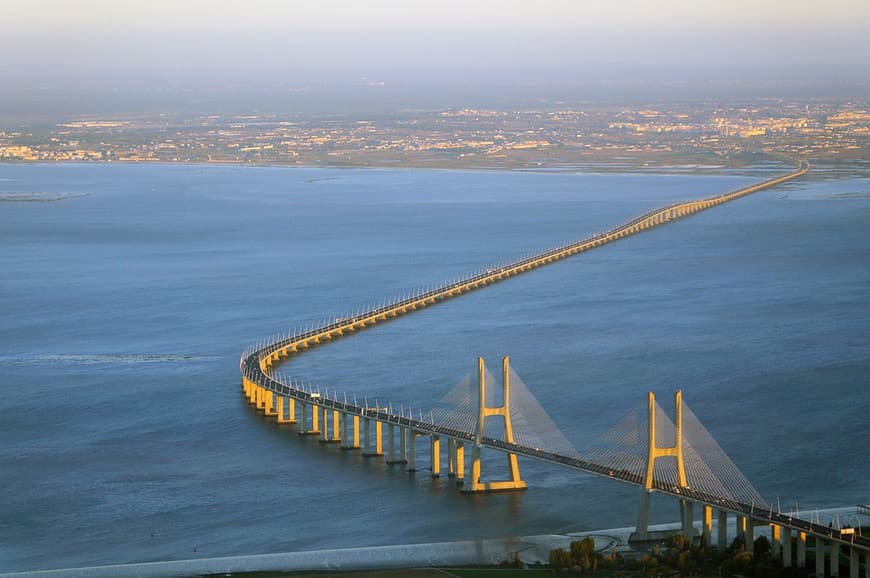 Lugar Puente Vasco da Gama