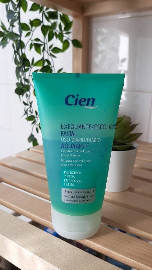 Producto Cien esfoliante facial