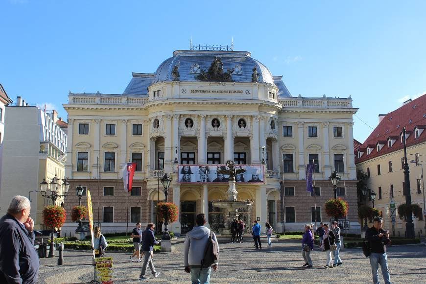 Place Hviezdoslavovo námestie