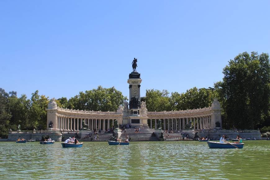 Place El Retiro Madrid