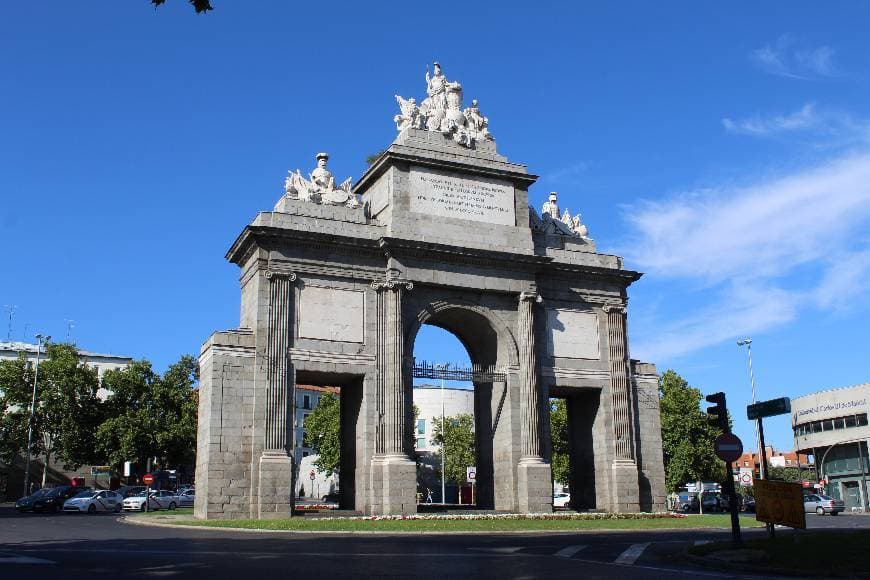 Place Puerta de Alcalá