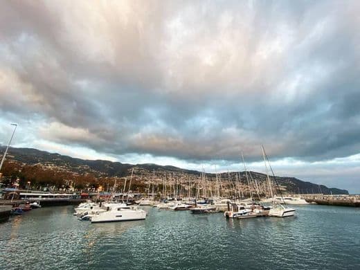 Place Marina do Funchal