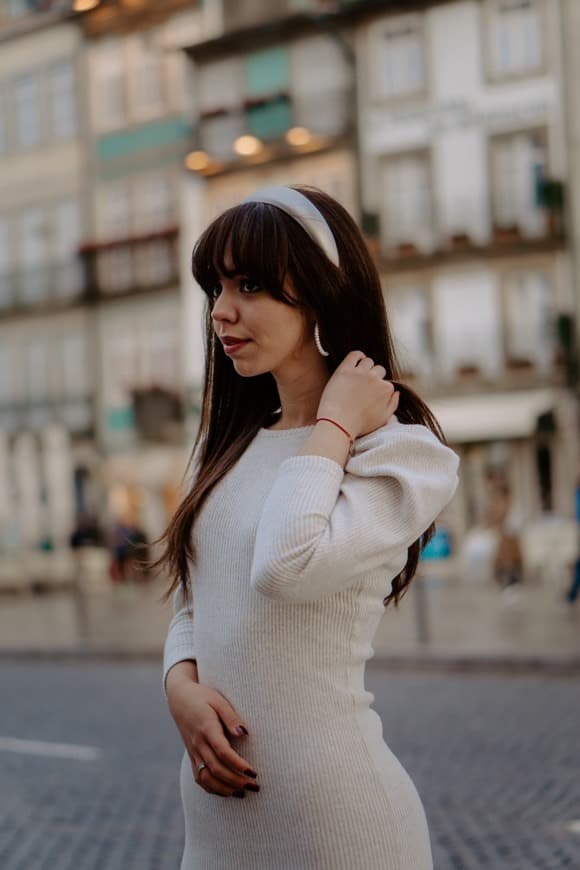 Moda Little White Dress — Bershka. 