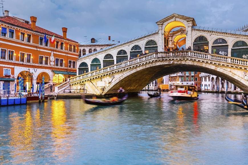 Place Puente de Rialto