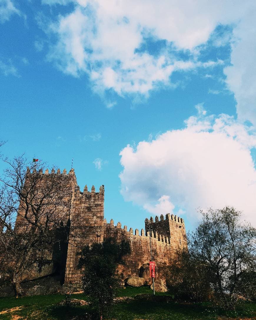 Place Guimarães Castle