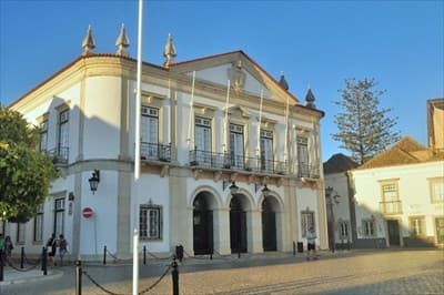 Place Câmara Municipal de Faro