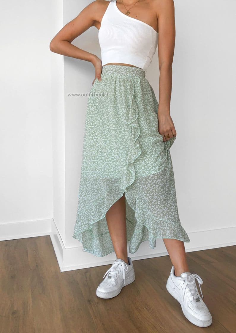 Moda Midi skirt with ruffle detail in floral print - OUTFITBOOK