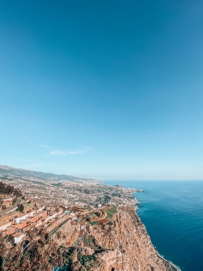 Place Cabo Girão