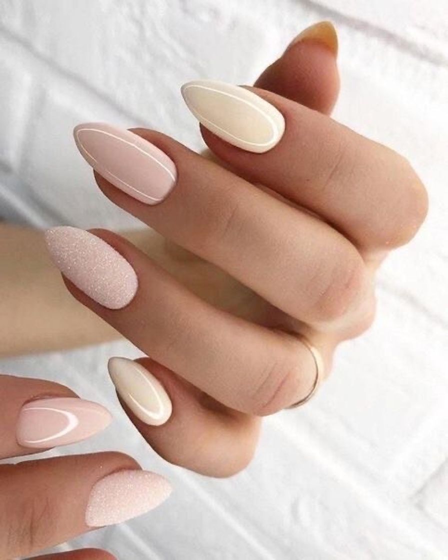 Moda Nude nails 🤍