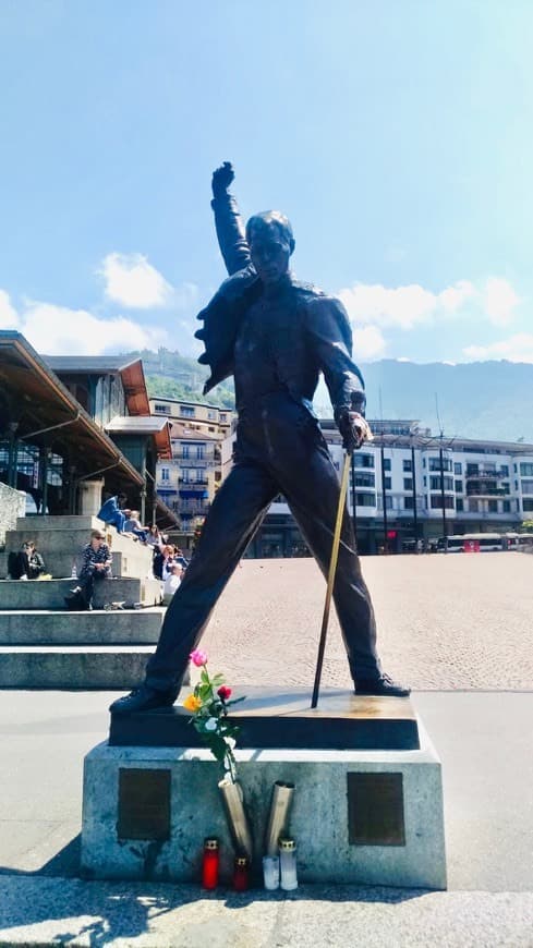 Lugar Freddie Mercury Statue