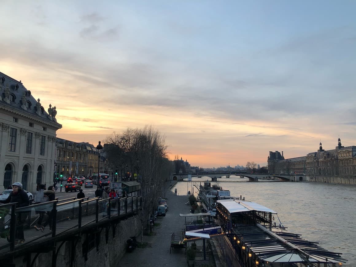 Place Puente de las Artes