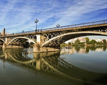 Place Puente de Triana