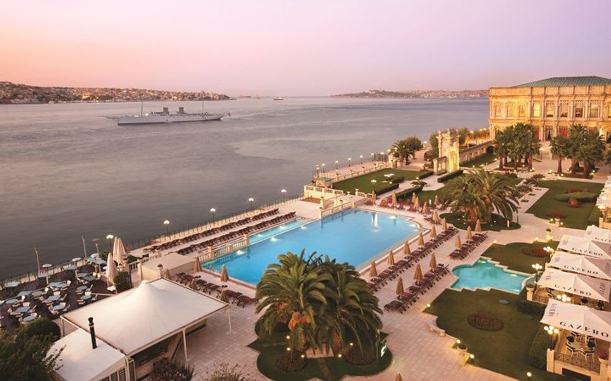 Place Ciragan Palace Kempinski