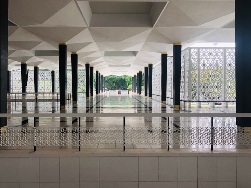 Lugar National Mosque of Malaysia