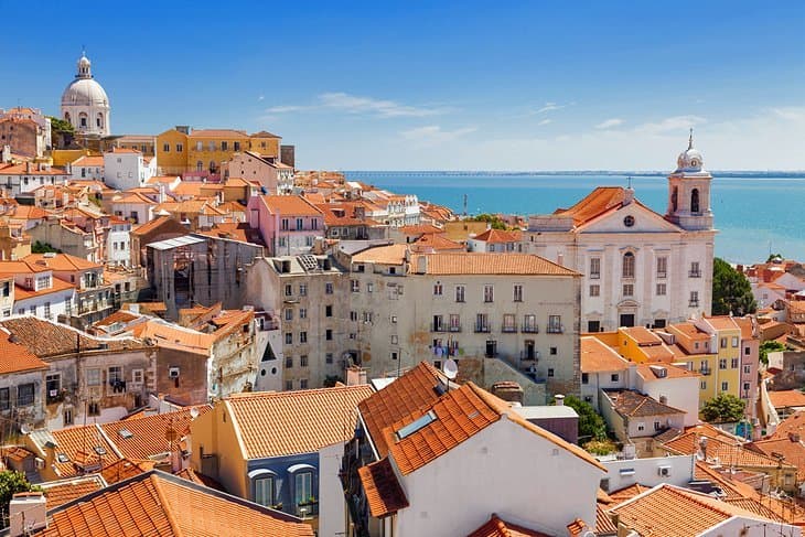 Place Alfama 