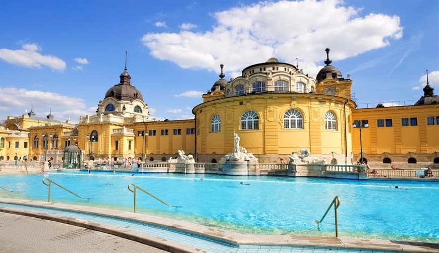 Place Széchenyi Thermal Bath