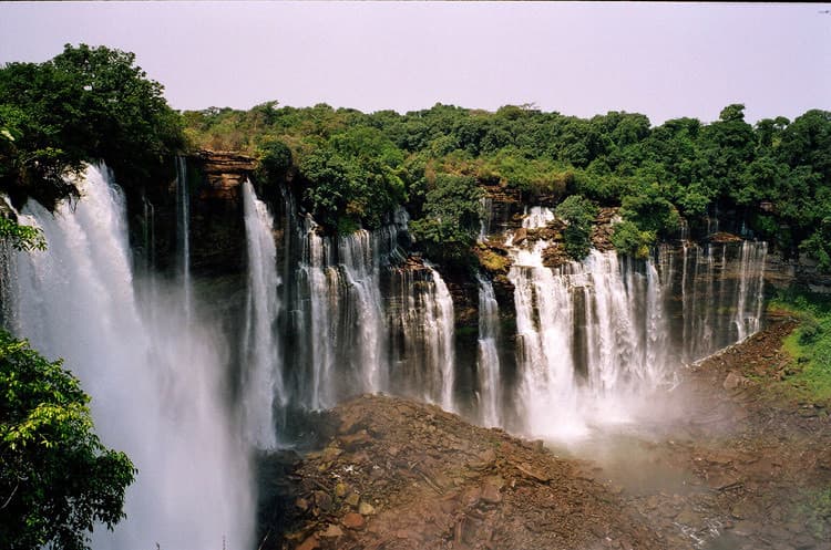 Lugar Angola