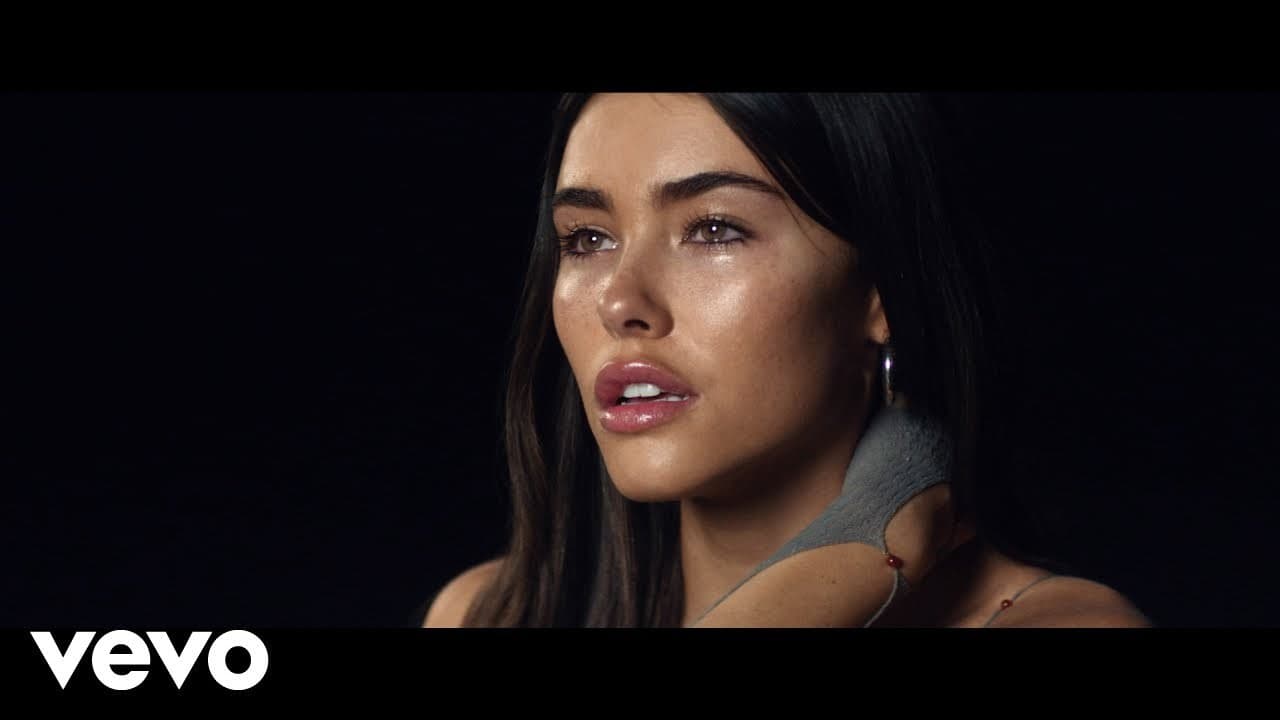 Fashion Madison Beer - Selfish (Official Music Video) - YouTube