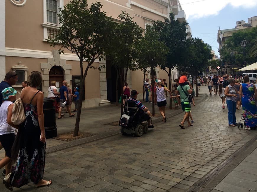 Lugar Casemates Square