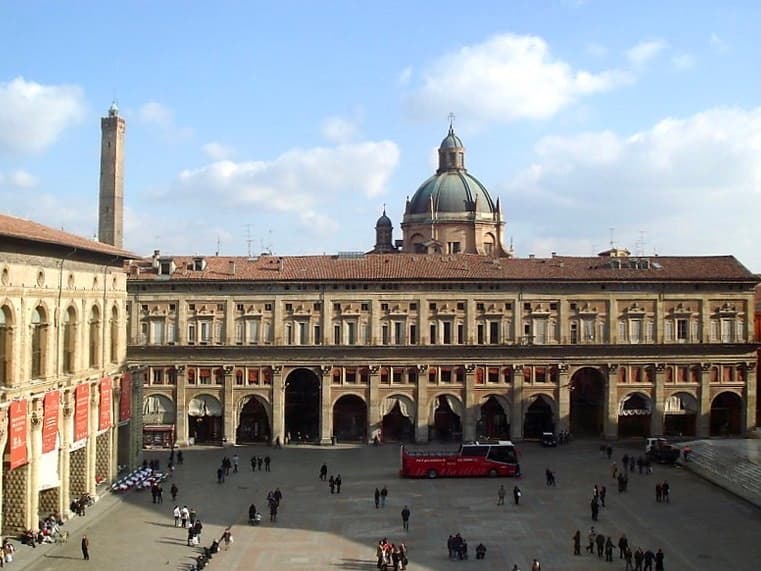 Lugar Piazza Maggiore