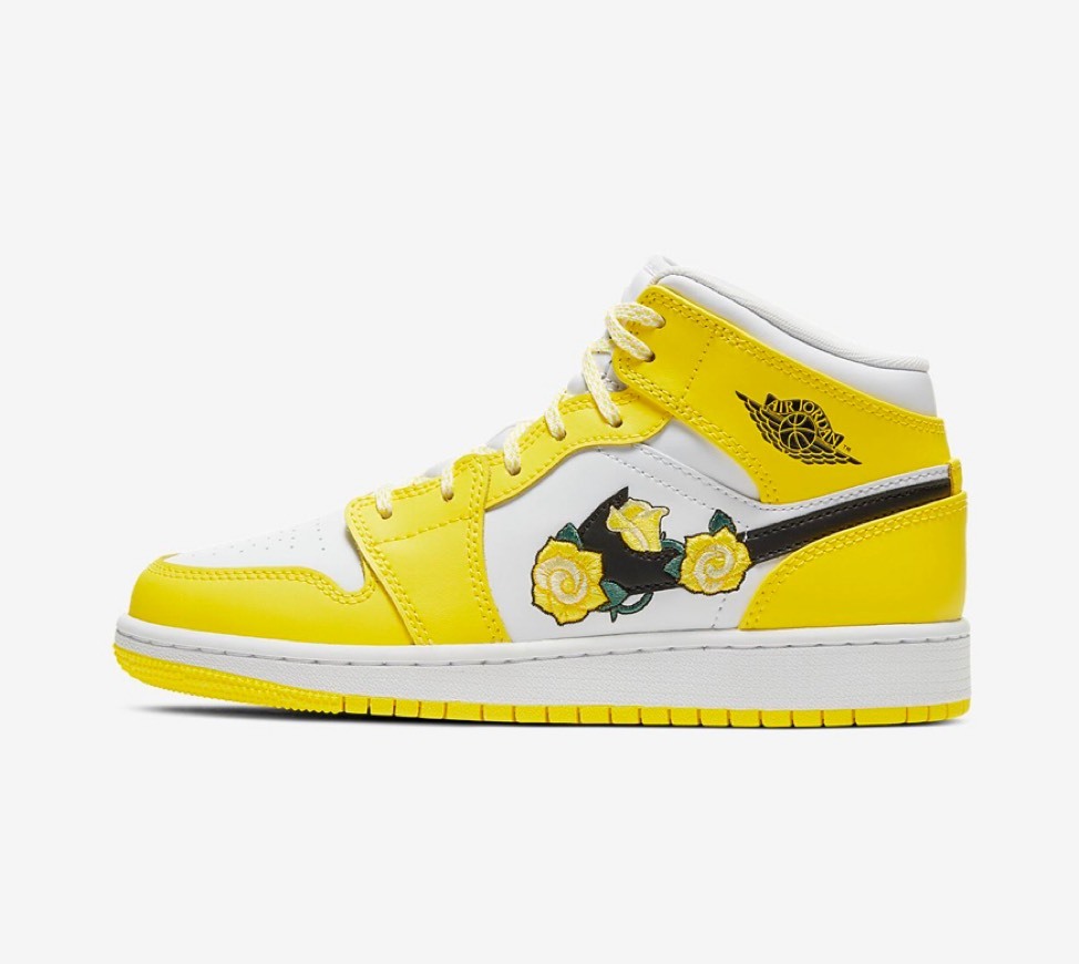 Moda Air Jordan 1 Mid SE