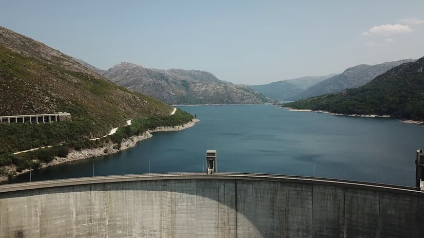 Place Barragem de Vilarinho das Furnas