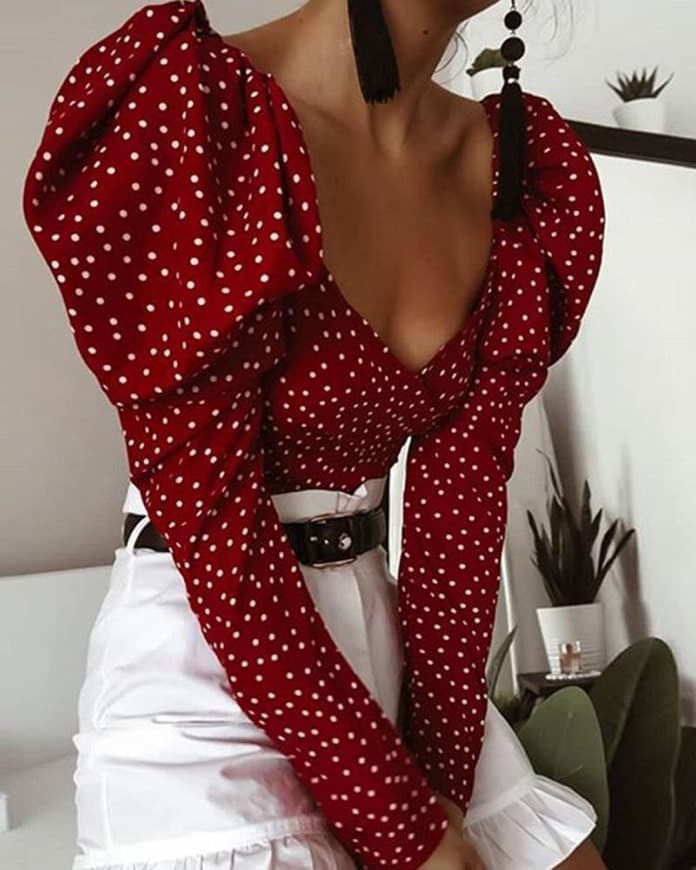 Producto Low Cut Dot Print Puff Sleeve Blouse