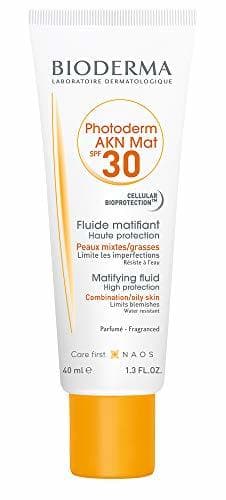 Beauty Bioderma Photoderm AKN Mat Fluide SPF 30 crema de protección solar Cara