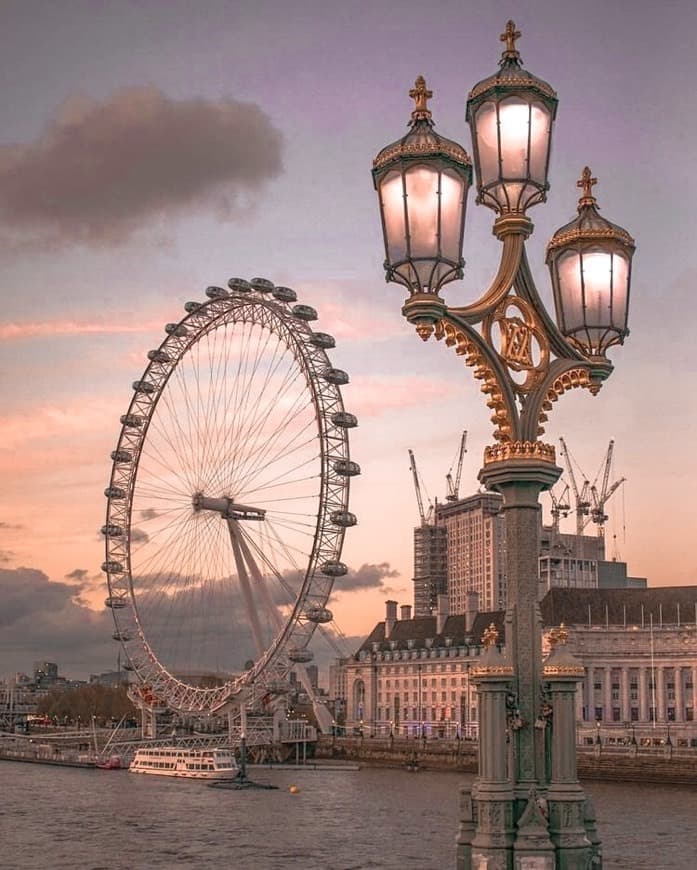 Place London Eye