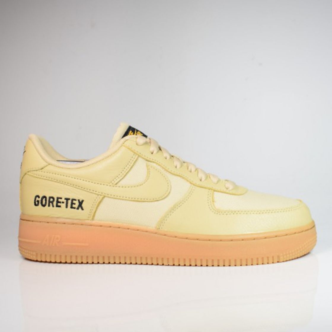 Fashion NIKE Air Force 1 Gore-Tex Team Gold