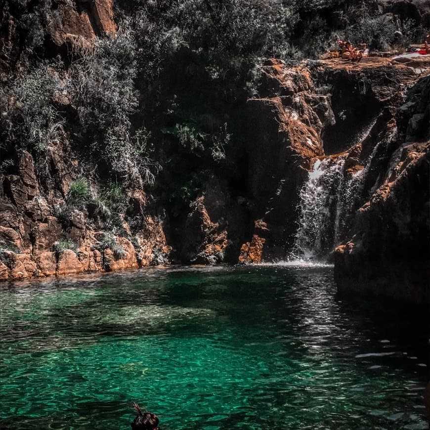 Lugar Cascata da Portela do Homem