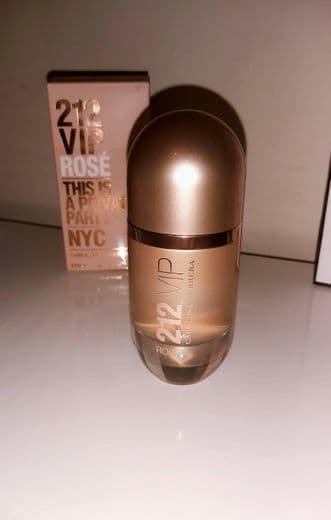 Producto Carolina Herrera 212 Vip Rosé
Eau de Parfum