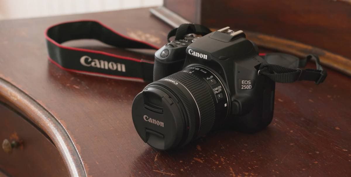 Product Canon 250D