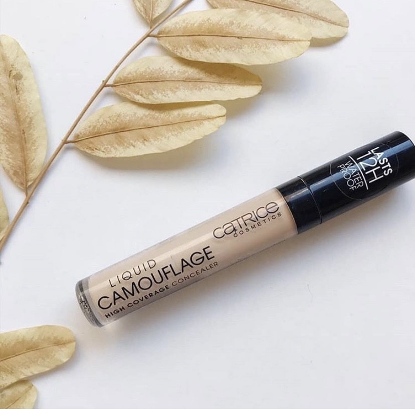 Belleza Catrice corrector liquido camouflage gran cobertura 015 honey.