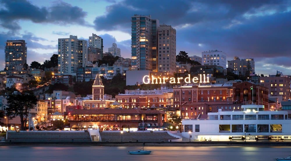 Lugar Plaza Ghirardelli