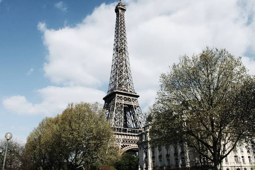 Place Torre Eiffel