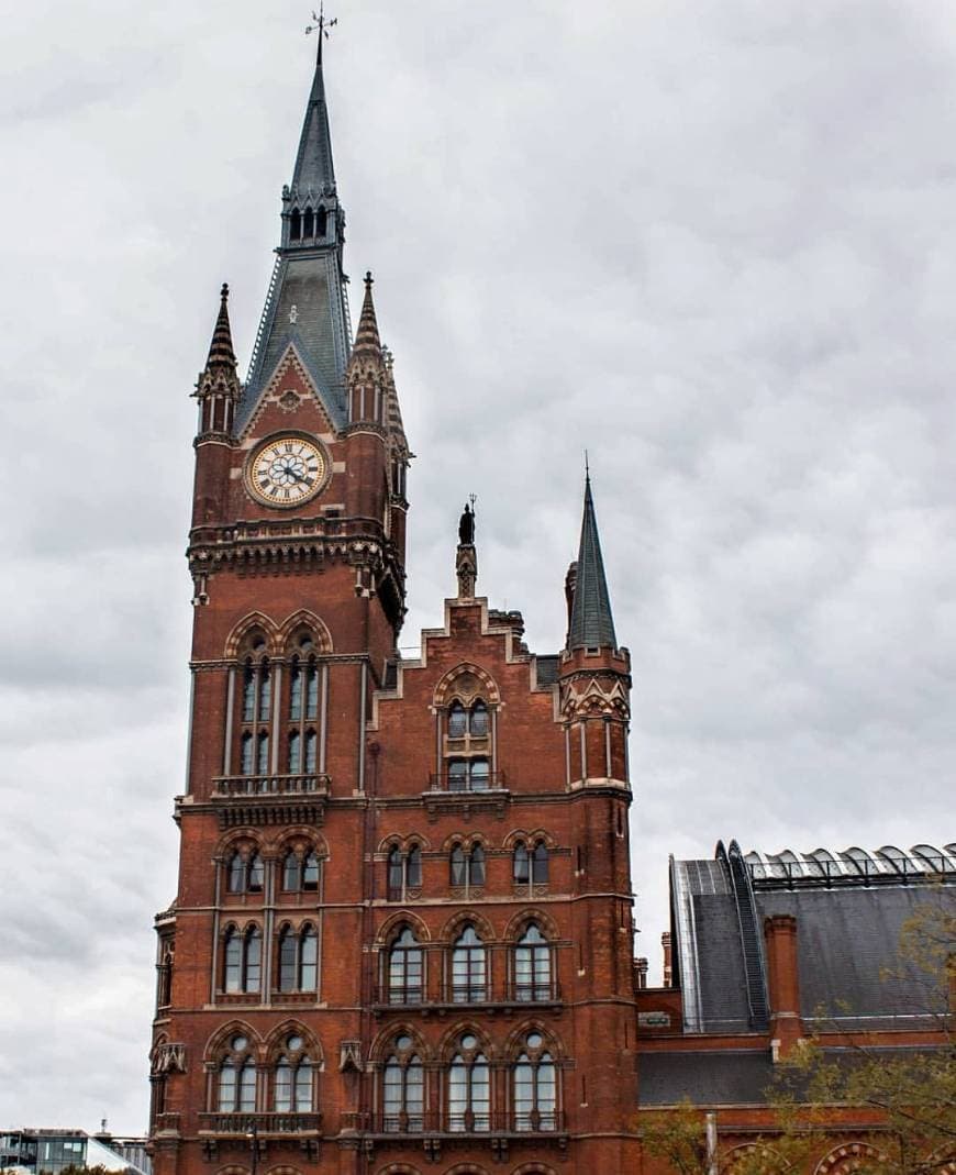 Lugar St Pancras Station