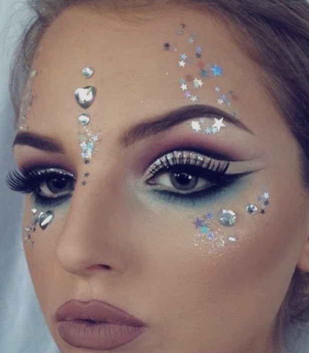 Moda Makeup 