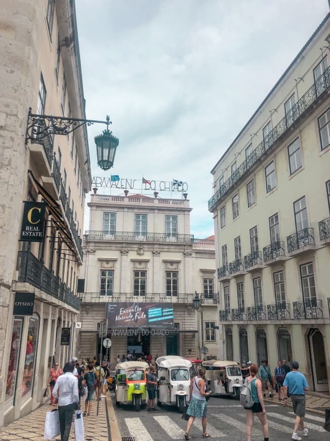 Lugar Armazéns do Chiado